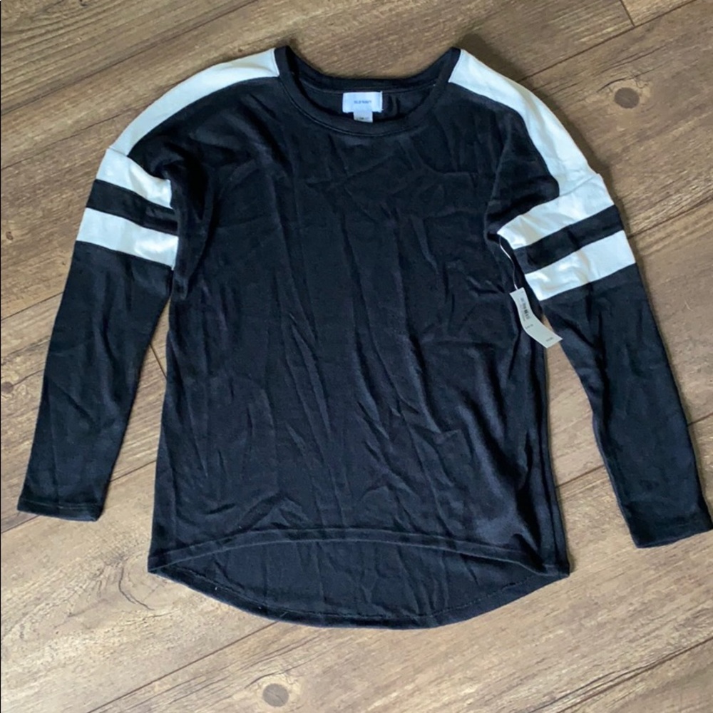 Long sleeve thin sweater